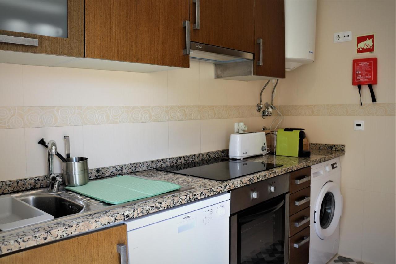 Lovely Apartment In Carvoeiro By The Beach ภายนอก รูปภาพ