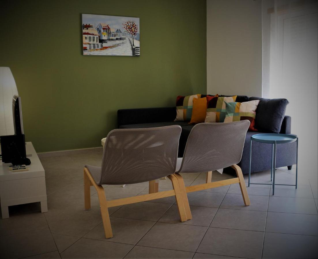 Lovely Apartment In Carvoeiro By The Beach ภายนอก รูปภาพ